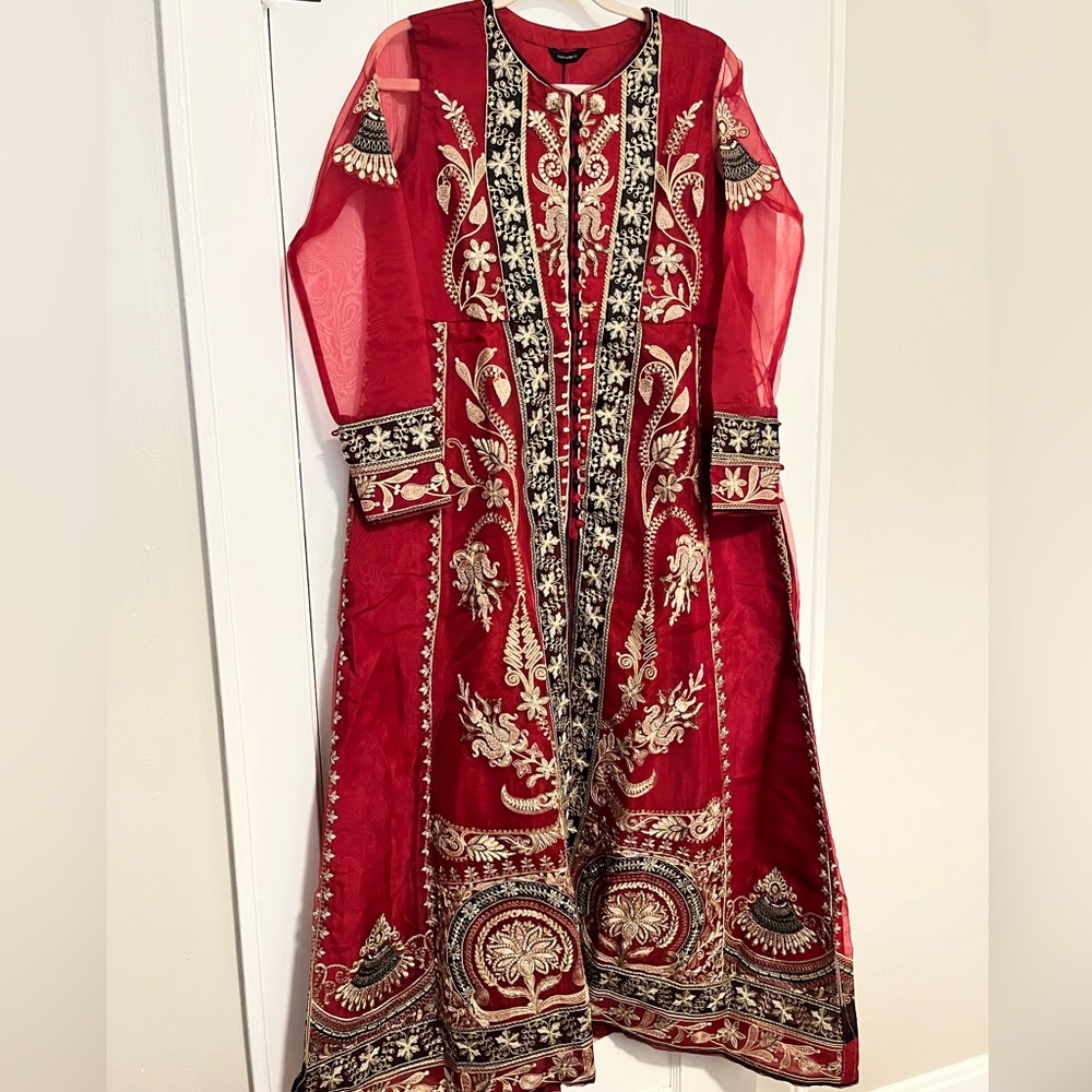 Pakistani bridal/party wear